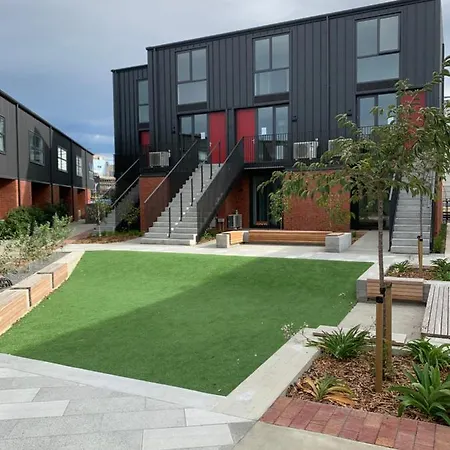 One Central Apartments City Centre